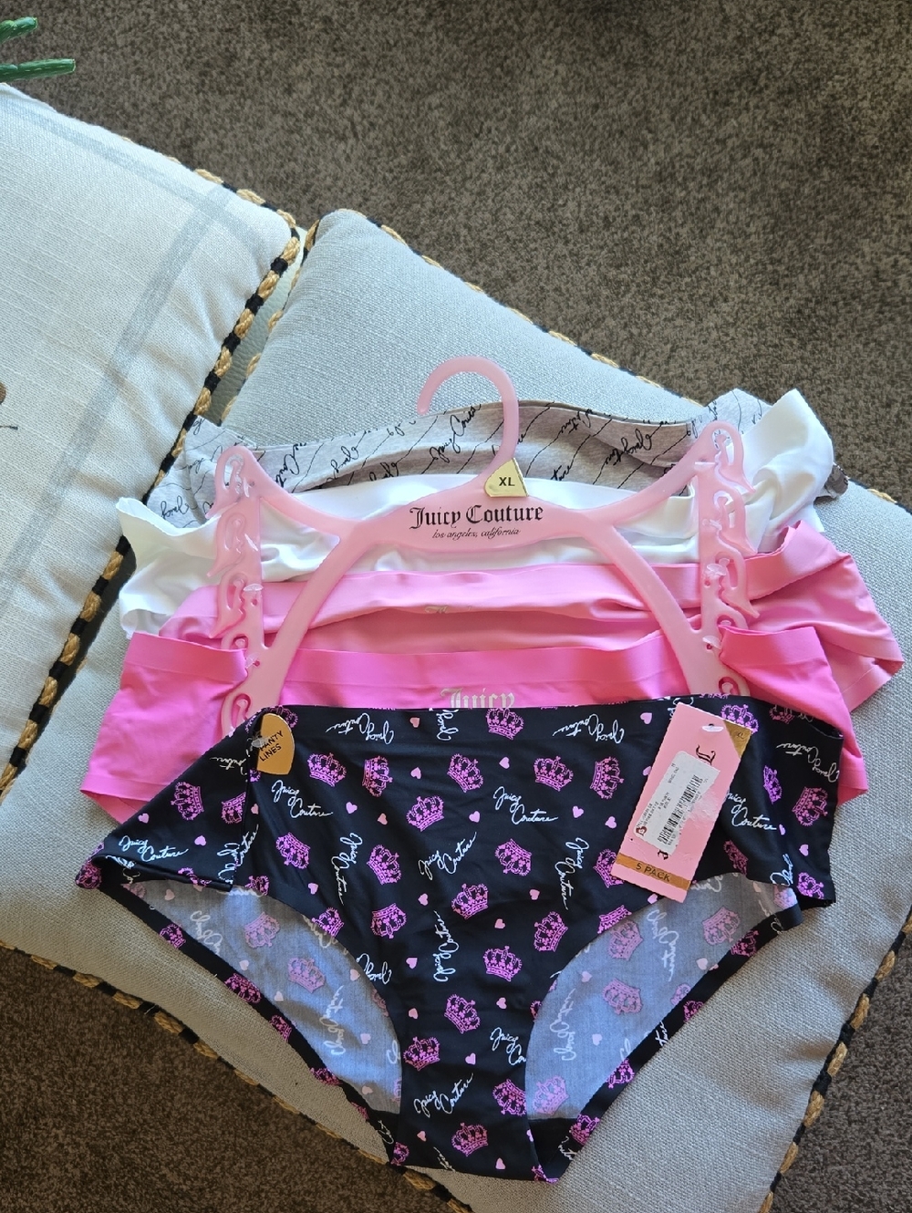 Juicy Couture Black Bikini Bottoms with Pink Crown Print 💕 💕 NEW